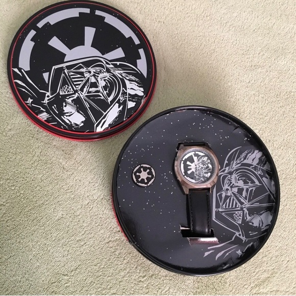 Star Wars watch pin Darth Vader Empire logo limited edition numbered COA Fossil - Picture 10 of 15